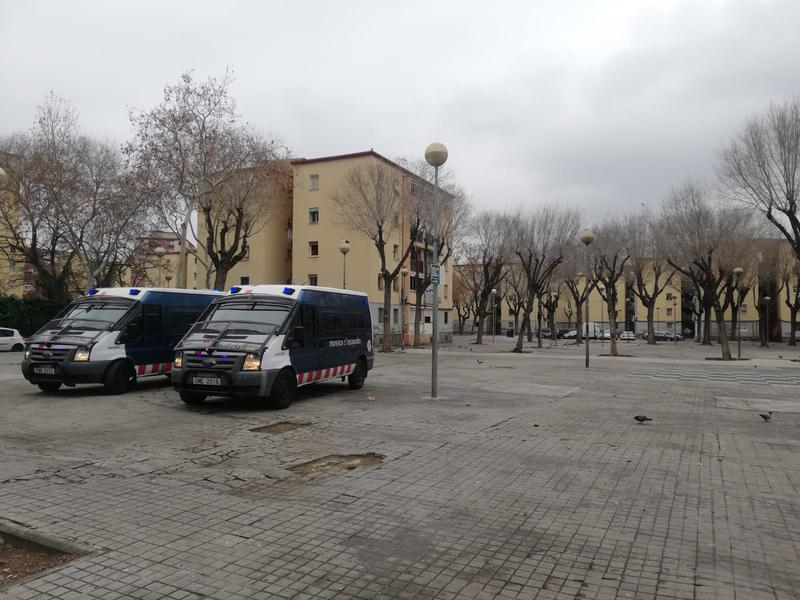 Patrullatge 24h a Sant Roc després d'un tiroteig al carrer