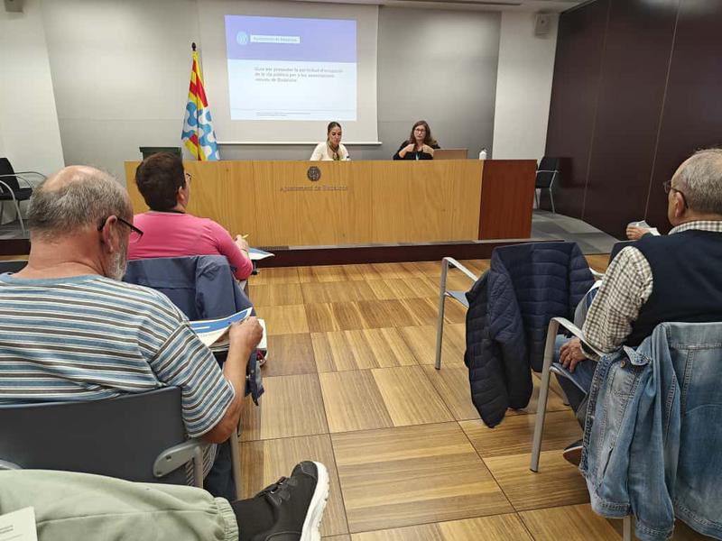 L'Ajuntament ofereix una guia a les associacions veïnals de Badalona per fer la sol·licitud d'ocupació de la via pública