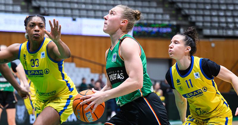 Debut de la Penya femenina contra les campiones de la Copa de la Reina