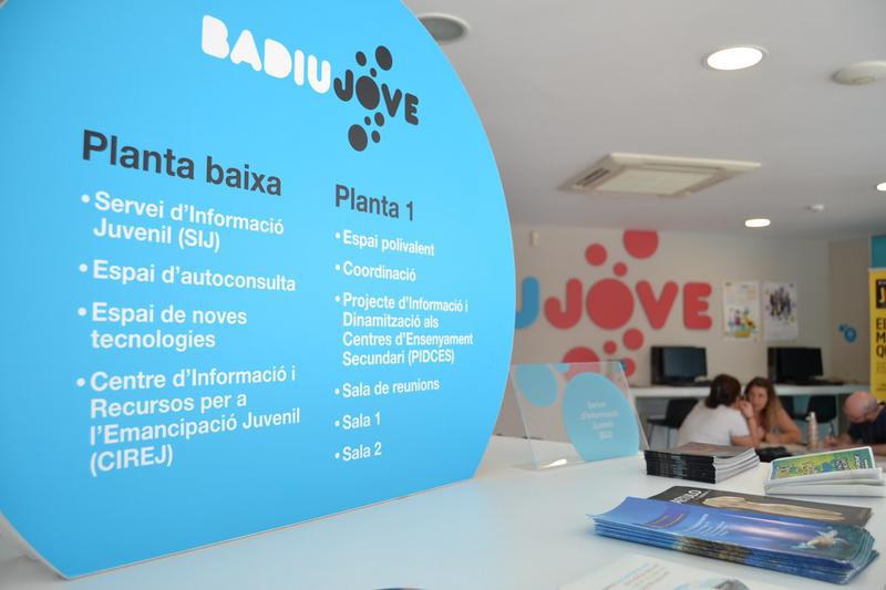 El Badiu Jove estrena dos nous espais d'acompanyament, sobre habitatge i salut