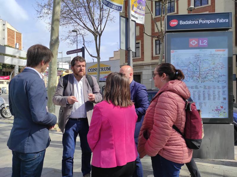 Marc Sanglas Secretari Mobilitat i Àlex Montornès candidat ERC visita per parlar de L1 metro