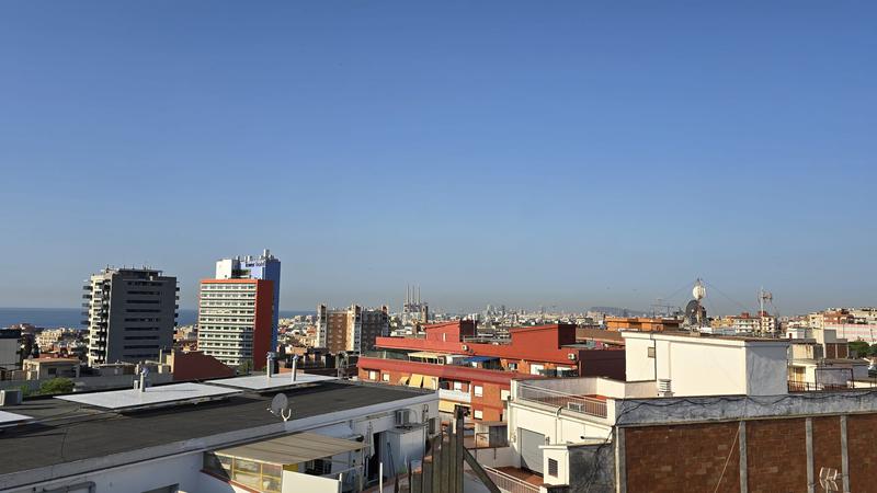 MÉTEO | Dijous: la calor afluixa, però no marxa