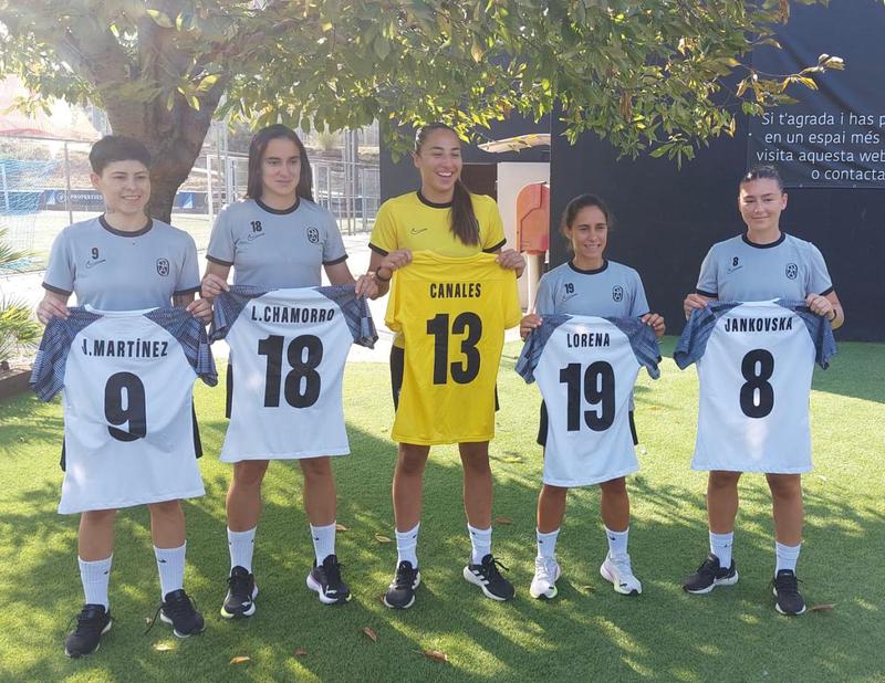 El Badalona Women presenta els nous fitxatges amb la incorporació sorpresa de Sarah Jankovska