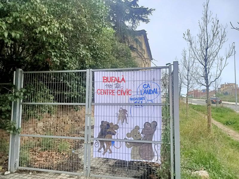 Els veïns reclamen que es redacti el projecte per convertir Ca l'Andal en un centre cívic