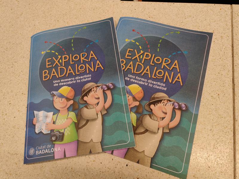 L'oficina de turisme presenta 'Explora Badalona' un quadern per conèixer la ciutat