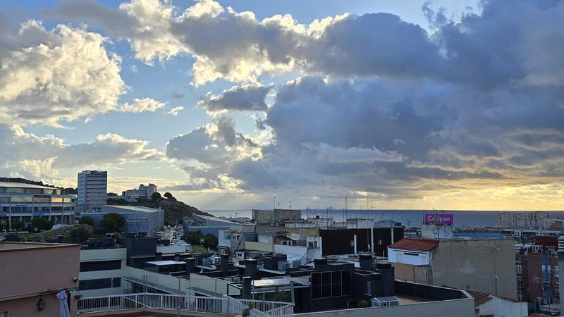 MÉTEO | Dijous de temps variable i risc de ruixats a la façana de costa