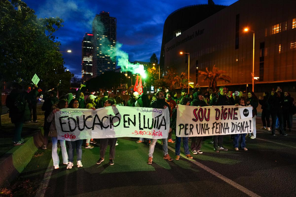 docents tallen la ronda litoral 1