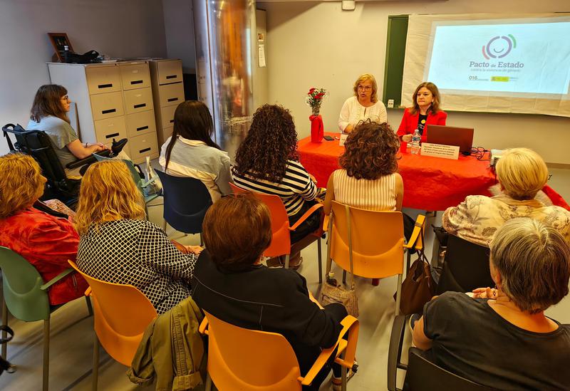 El PSC acusa Albiol de desaprofitar partides del pacte d'estat contra la Violència de Gènere