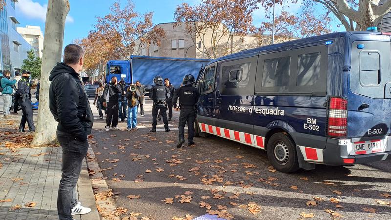 L'Ajuntament reforçarà la vigilància després del desallotjament de l'antic B9