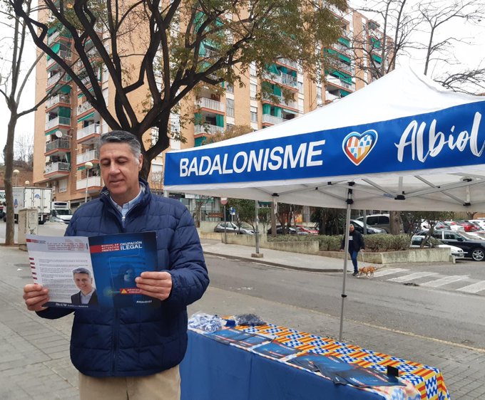 Xavier Garcia Albiol presenta un manual per actuar davant les ocupacions il·legals