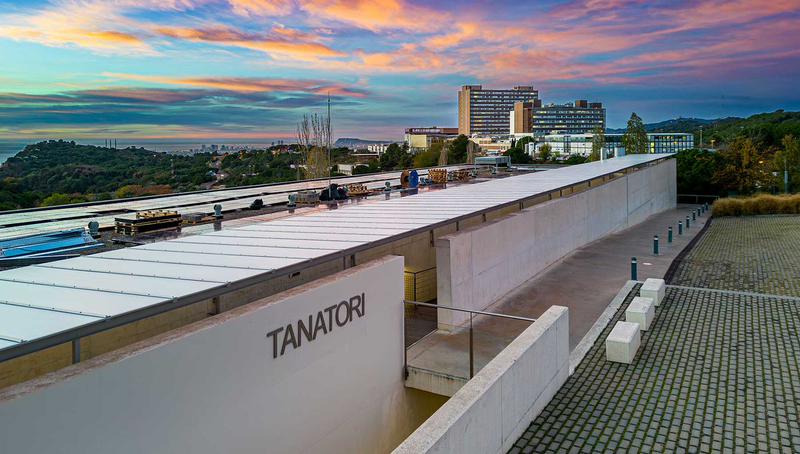 El Tanatori de Badalona s'abasteix amb un 35% d'energia solar gràcies a la instal·lació de prop de 400 panells solars