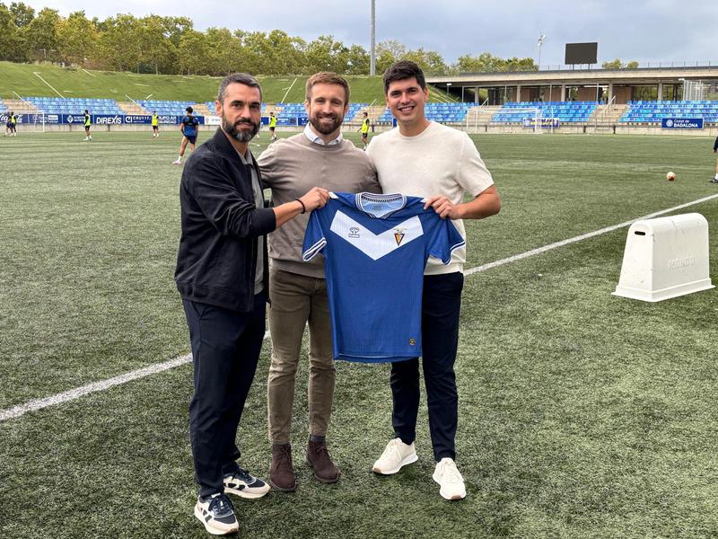 El CF Badalona busca recopilar la seva història