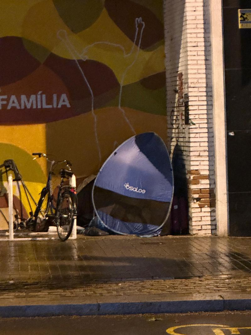 tenda campanya sense llar