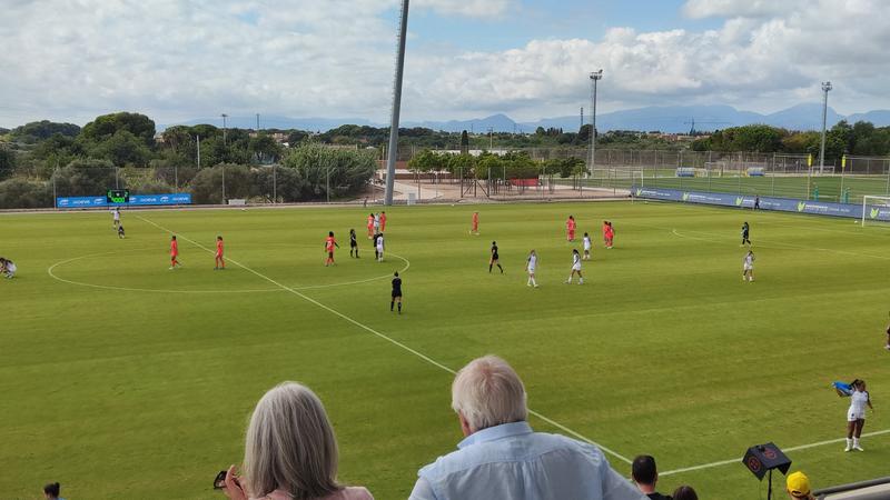 El Badalona Women perd la seva imbatibilitat a Salou (0-2)