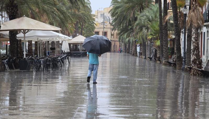 MÉTEO | Els pas d'un front atlàntic porta ruixats matinals i ambient suau