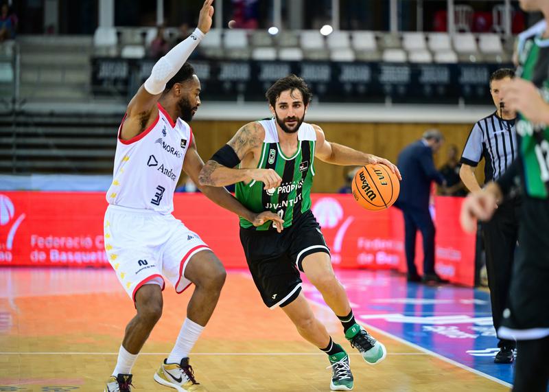 Ricky fa un recital i la Penya es jugarà ser a la final contra el Barça (101-87)