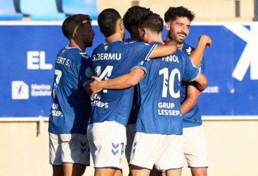 Badalona i Cornellà es juguen el lideratge