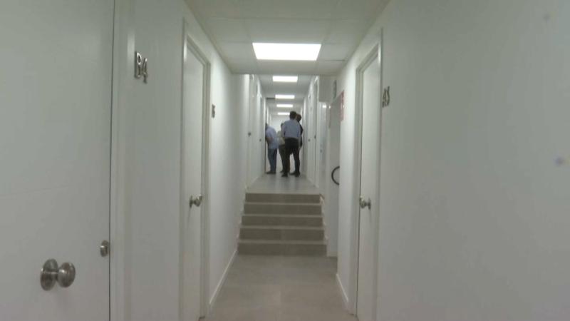 La Fiscalia de Consum requereix a l'Agència de l'Habitatge que expedienti i sancioni el propietari dels infrahabitatges