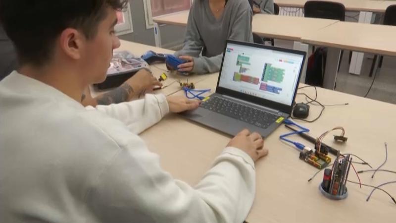 Projecte europeu CanSat: El satèl·lit dels alumnes del Pompeu Fabra, seleccionat per a ser llançat