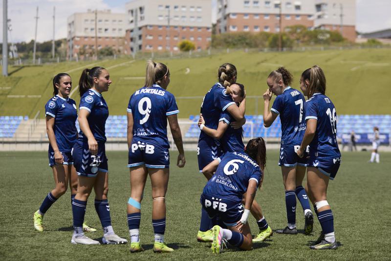 El Llevant Badalona s'assegura la permanència