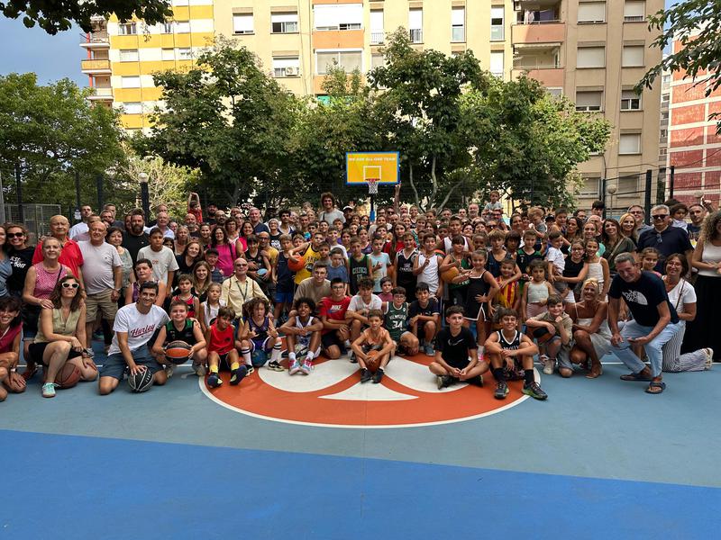 Jordi Fernández reinaugura la pista de la Gàbia a Canyadó