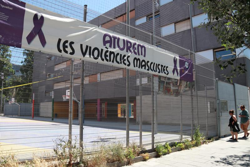 La directora de l'Institut Escola La Mina defensa el projecte educatiu del centre malgrat l'agressió que va patir un professor