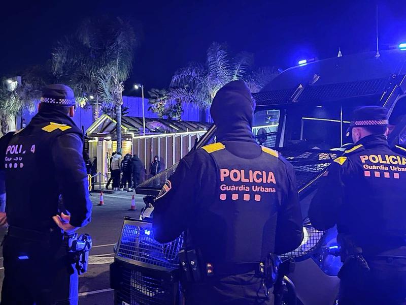 64 identificats i un investigat en un operatiu policial a Can Ribó