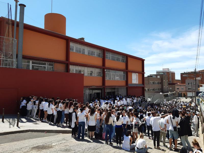 Clam unànim de la comunitat educativa contra les agressions sexuals.