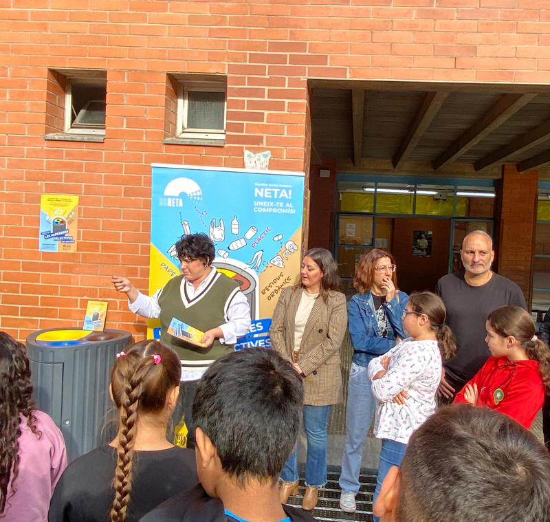 Santa Coloma de Gramenet porta la recollida selectiva als patis de les escoles per revertir la manca de reciclatge