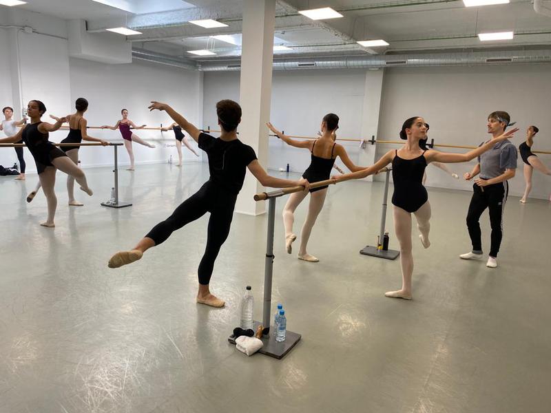 El ballarí David Yudes fa una pausa com a solista de la Royal Ballet de Londres per tornar un any a Badalona