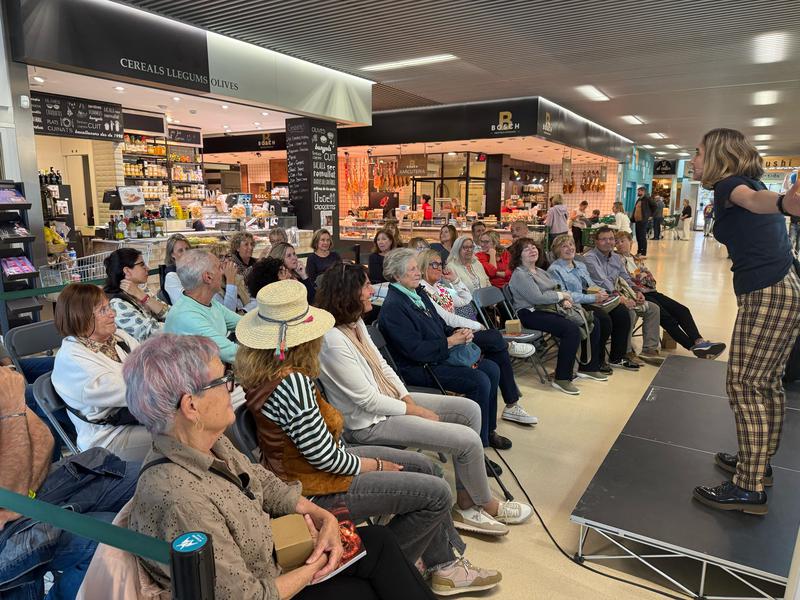 El Mercat de Montgat s'omple de vida amb la primera edició del Gastromercat