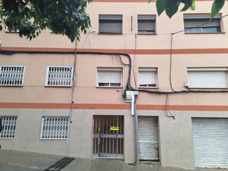 Els desallotjats de l'edifici del carrer Bruc a Santa Coloma podran tornar aquesta nit a casa