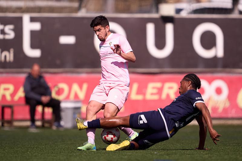 El Badalona competeix ,però, se li escapa el triomf al camp de l'Atlètic Lleida (1-1)
