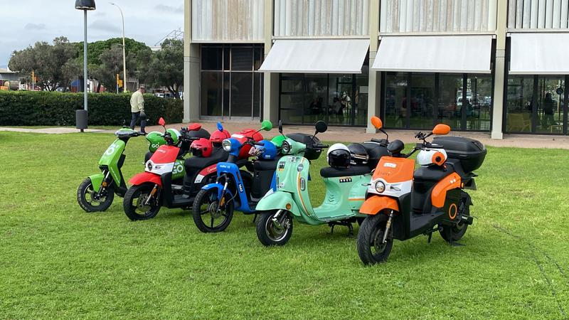 Els vehicles de moto compartida a Badalona es reduiran gairebé a la meitat