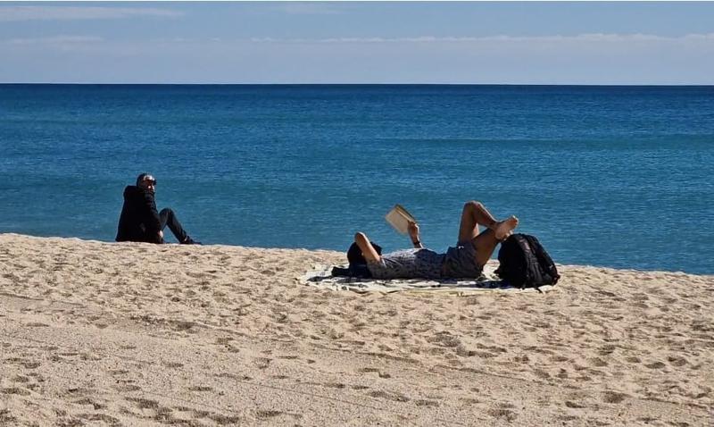 MÉTEO | Dijous assolellat amb el permís de la boira marítima