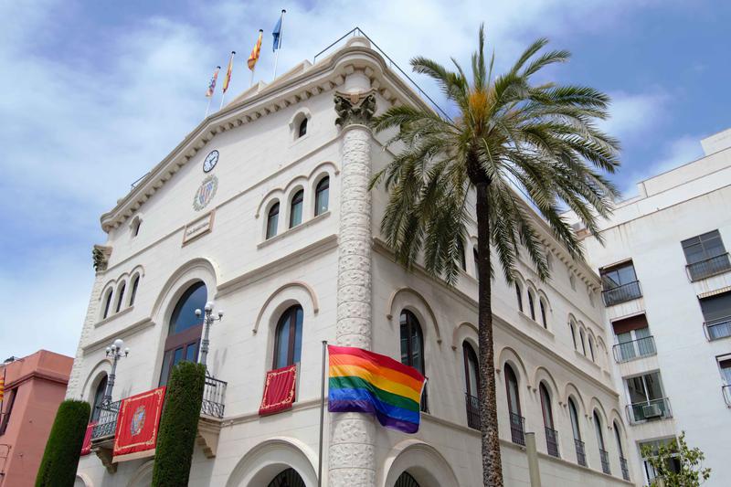 Badalona commemora el Dia Internacional contra LGTBIQ+fòbia