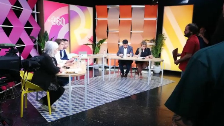 La reclamació de l'equiparació salarial dels treballadors de BDNCOM, present en el debat polític televisat