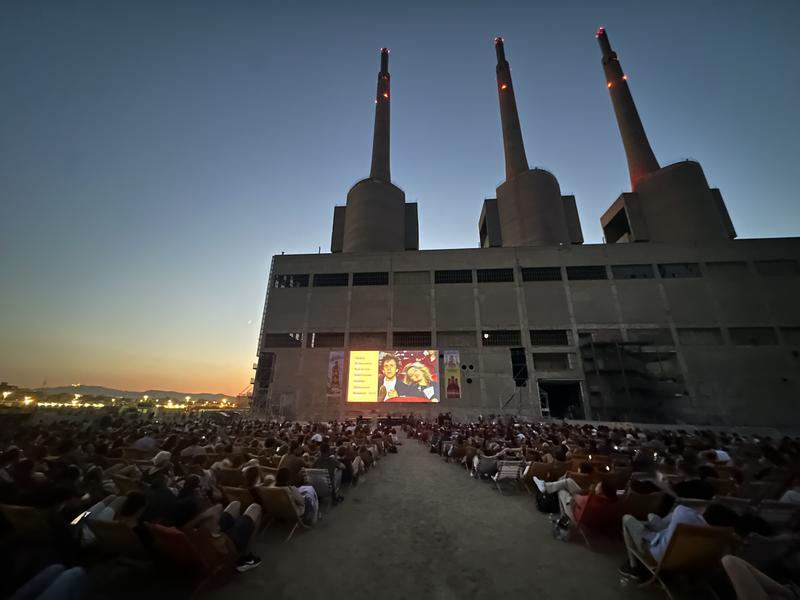 El Sala Montjuïc aterra a les Tres Xemeneies