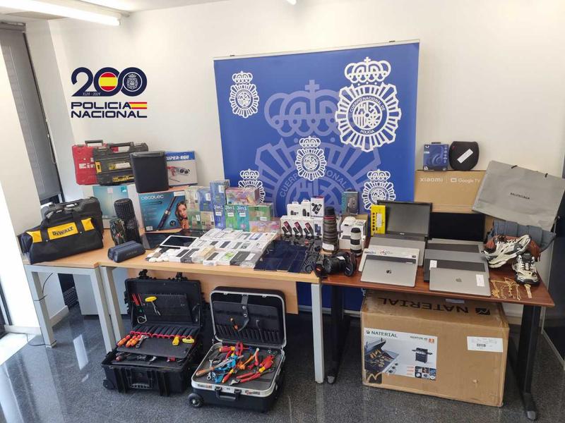 Grup criminal desarticulat revenda objectes robats 2