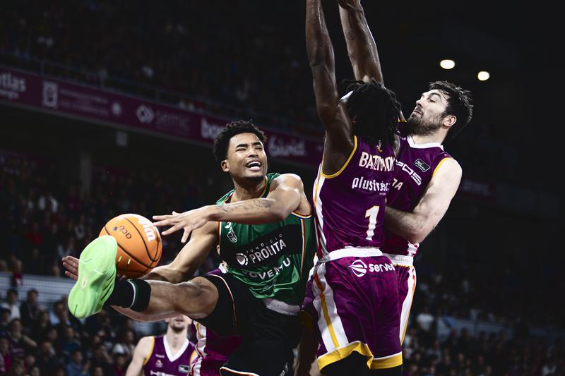 Tomic iguala Corny Thompson amb una exhibició a Lleida (81-86)