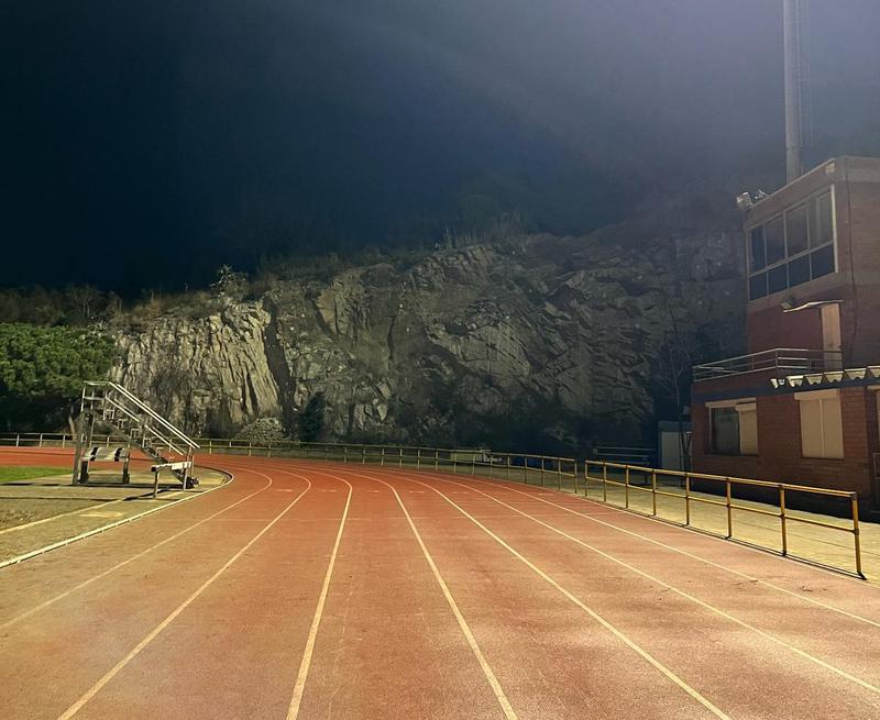 Reparada la il·luminació a les pistes d'atletisme Paco Águila després d'un sabotatge