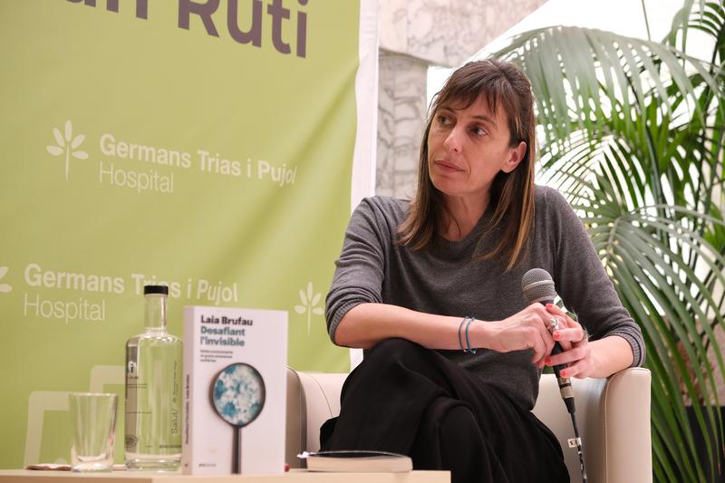 10 amenaces sanitàries a 'Desafiant l'Invisible', de Laia Brufau