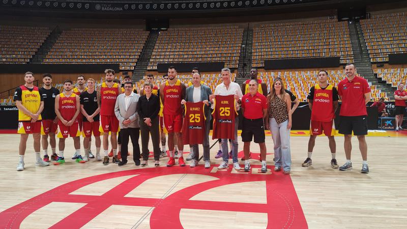 Últim entrenament de la selecció espanyola abans del partit contra França a l'Olímpic