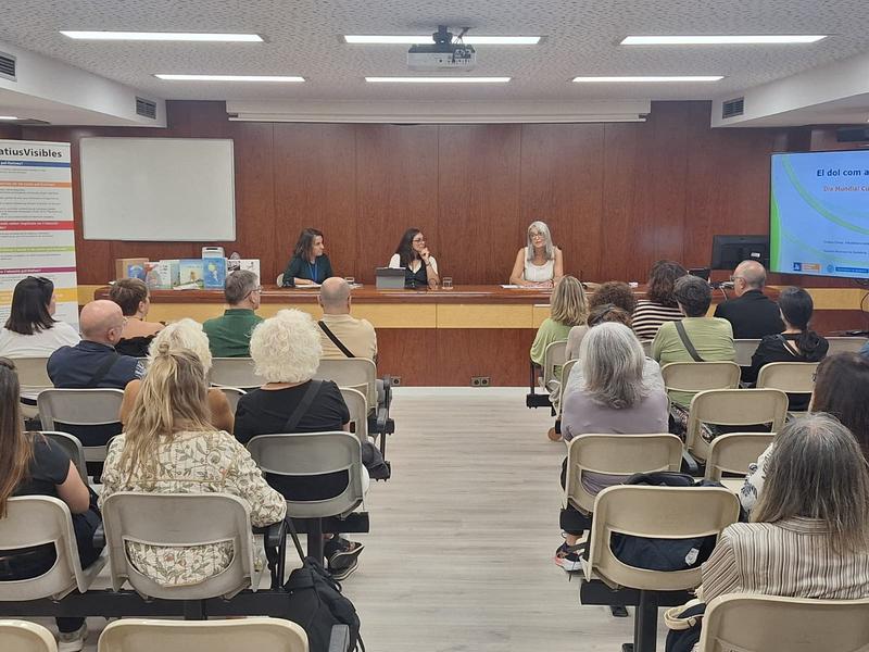 La nova conferència del cicle 'Aules de salut' apropa el procés de dol i la importància dels serveis pal·liatius