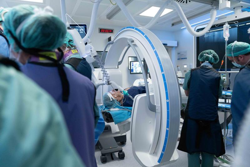 ROBOT CAN RUTI GERMANS TRIAS ENDOSCOPIA PULMO