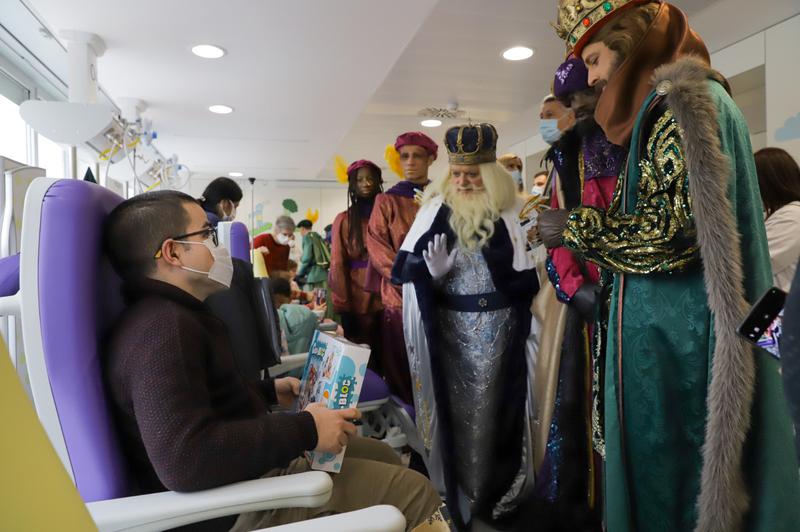 Els Reis d'Orient visiten als infants ingressats a l'Hospital Germans Trias i Pujol