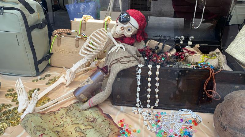 Els pirates de la Shopping Night comencen a amarrar a Badalona 