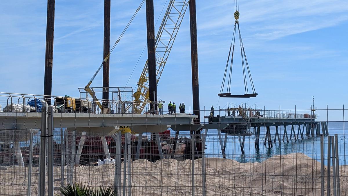 PONT PETROLI VISITA OBRES 5.jpg