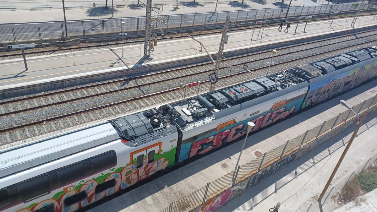 lajuntament-reclama-a-rodalies-solucions-pels-sorolls-del-comboi-aturar-prop-de-lantiga-mobba