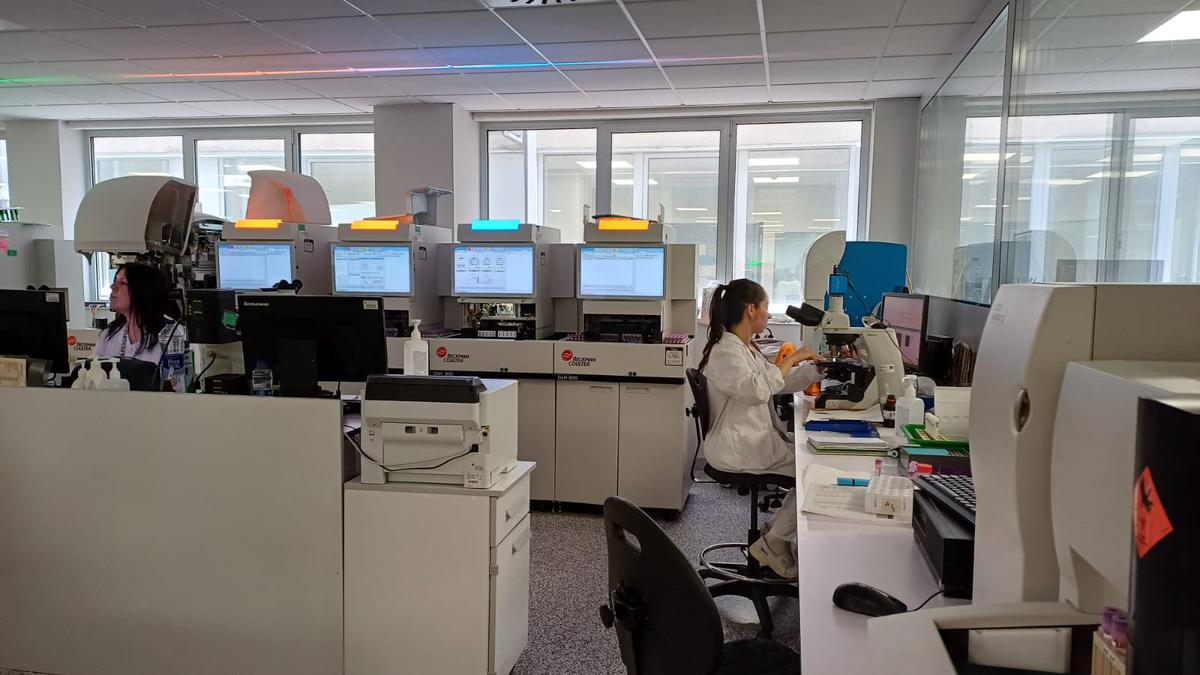 LAB CLÍNIC 4.jpg